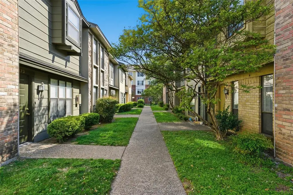 1371 S 11th Street, Waco, TX 76706