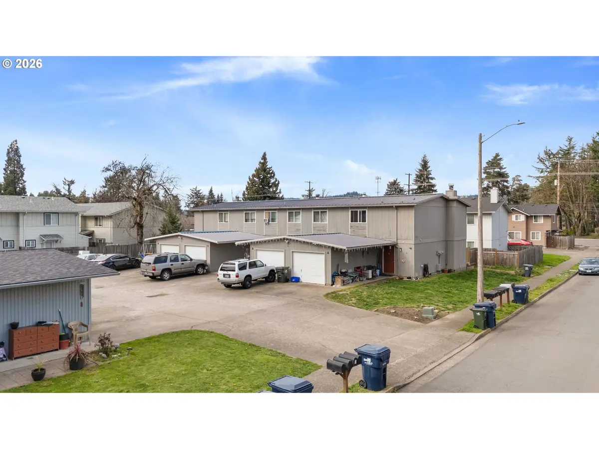 168 S 63RD ST, Springfield, OR 97478