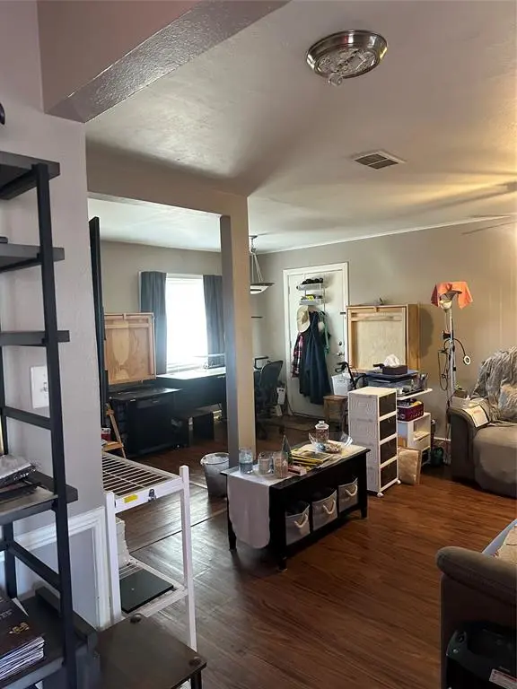 1913 Hilltop Drive, Garland, TX 75042