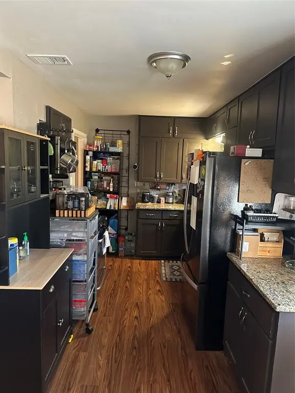 1913 Hilltop Drive, Garland, TX 75042