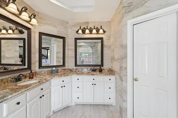 1935 Long Valley Court, Frisco, TX 75036