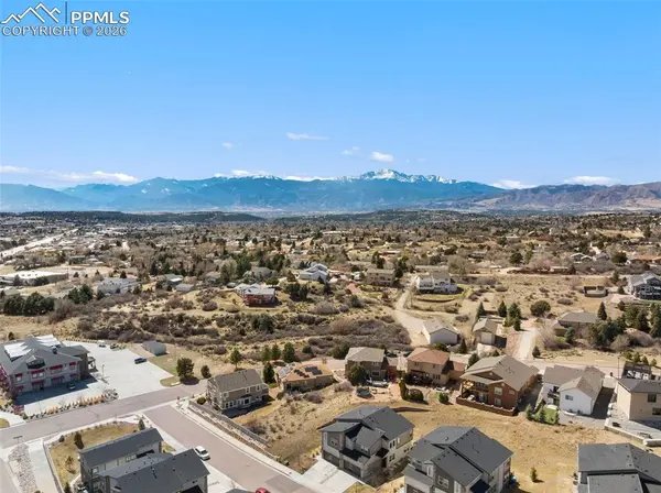 5324 Sky Top LN, Colorado Springs, CO 80918