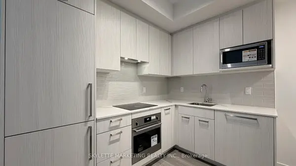 73 Curlew DR #35, Toronto C13, ON M3A 0B1