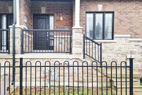 7 Zenyatta LN, East Gwillimbury, ON L9N 0N7