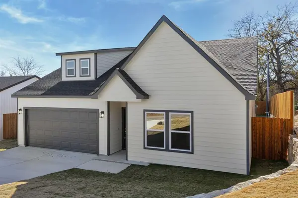 2619 Hillside Drive, Granbury, TX 76048