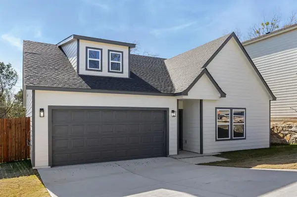 2619 Hillside Drive, Granbury, TX 76048