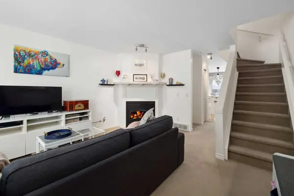 200 Glacier DR S #2, Canmore, AB T1W1K6