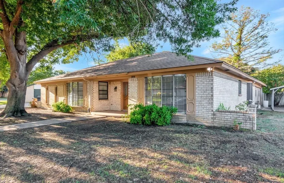 3816 Buckhorn Place, Fort Worth, TX 76137