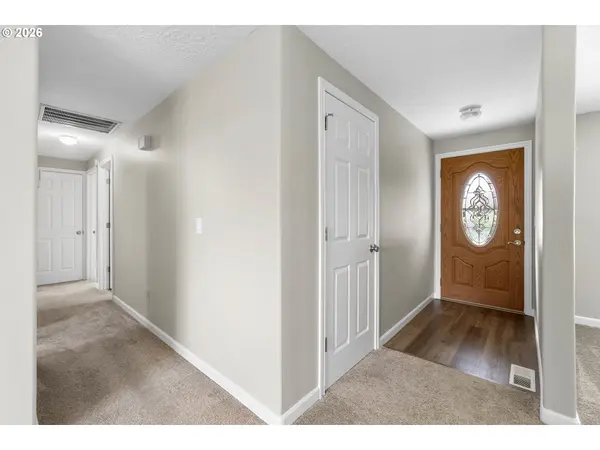 10517 NW 29TH AVE, Vancouver, WA 98685