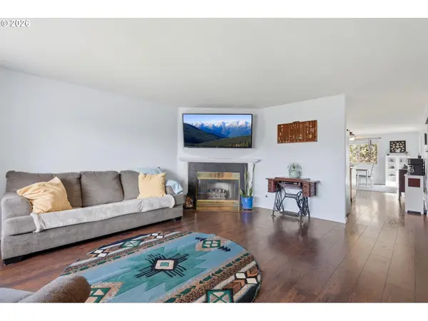 9011 NE 136TH AVE, Vancouver, WA 98682