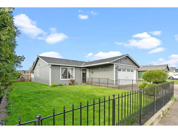 246 E HEMLOCK DR, Gervais, OR 97026