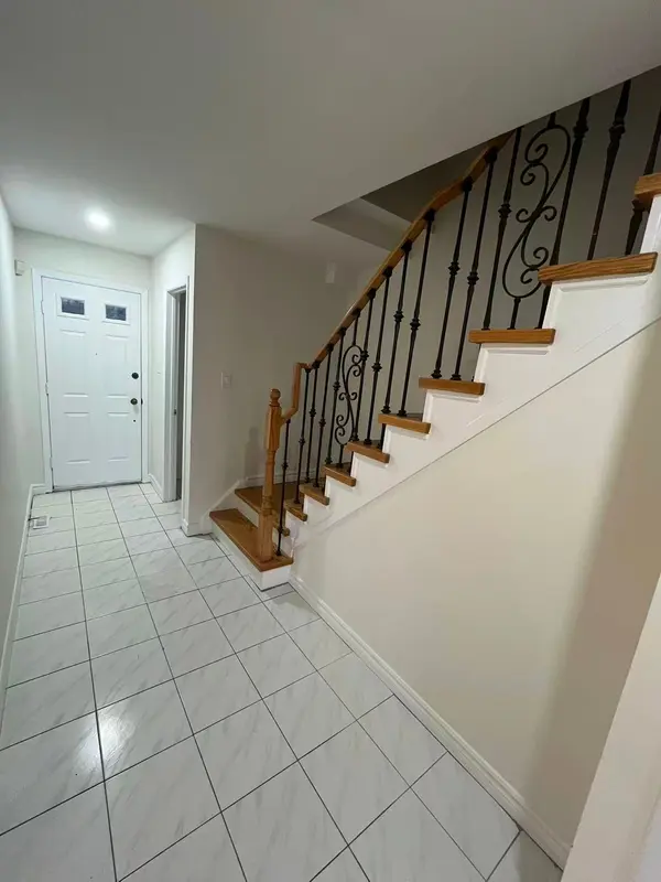 60 Plum Brook CRES, Toronto E07, ON M1S 3Z8