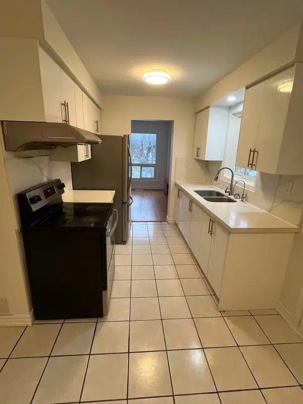 60 Plum Brook CRES, Toronto E07, ON M1S 3Z8