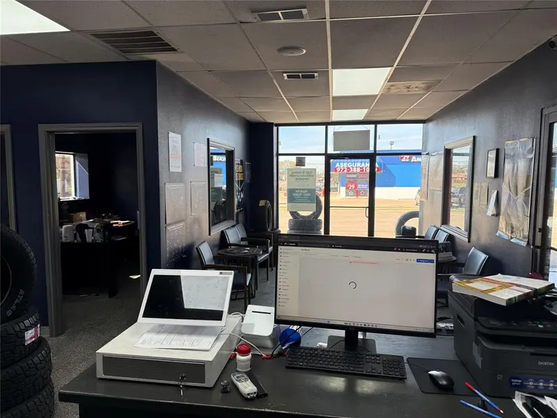 1106 S 1st Street, Garland, TX 75040