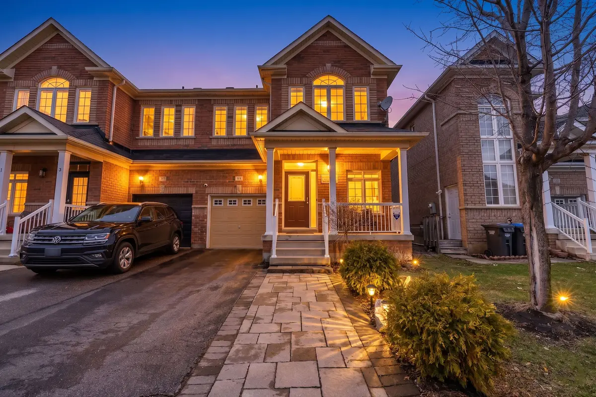 34 Callalily RD, Brampton, ON L7A 0M2