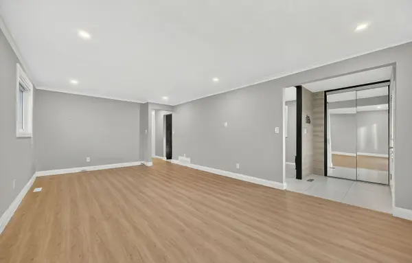 764 Botany Hill (Main) CRES, Newmarket, ON L3Y 3A8