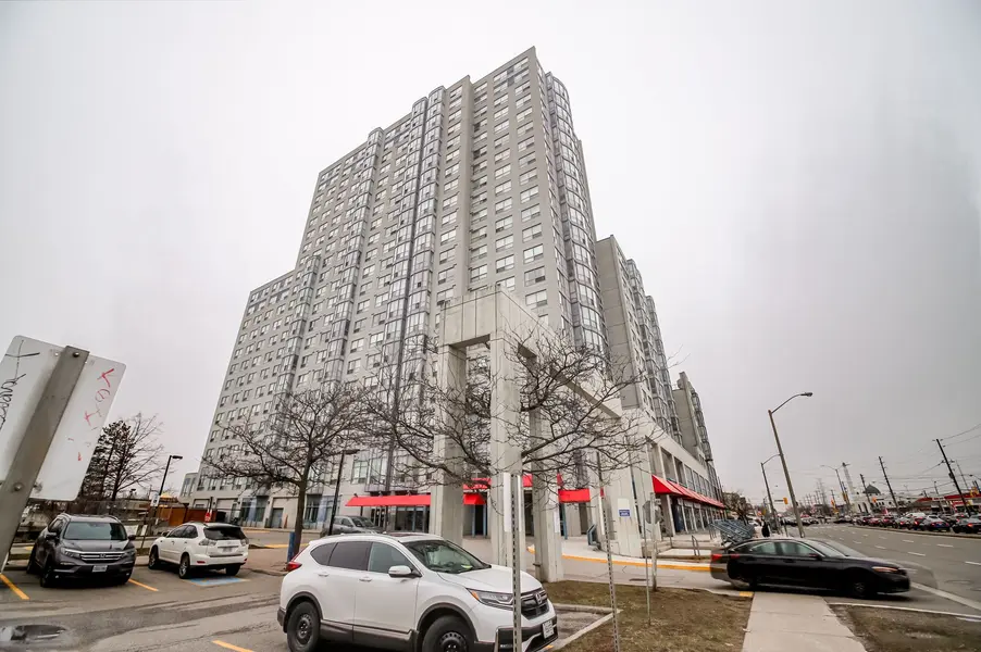 2550 Lawrence AVE E #816, Toronto E04, ON M1P 4Z3
