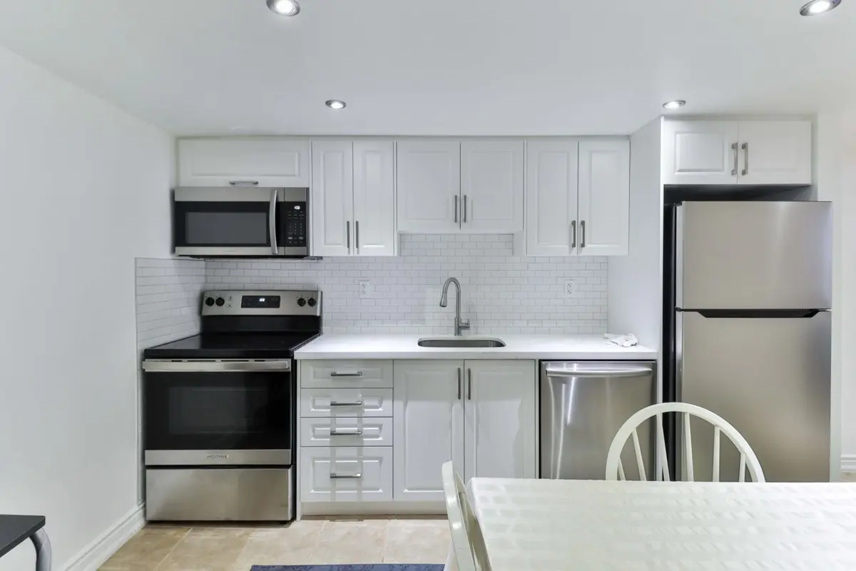 2 Greenland RD #Bsmt, Toronto C13, ON M3C 1N2