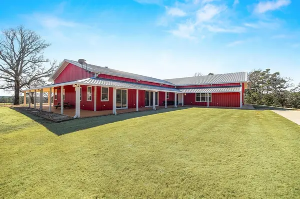 21482 Fm 16 W, Lindale, TX 75771