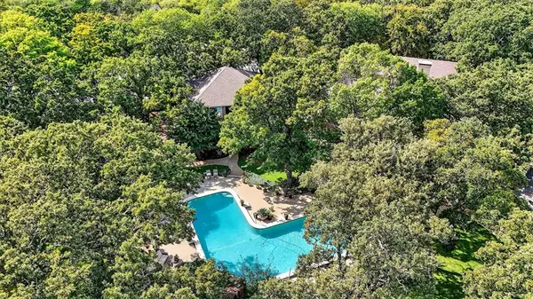 215 Hiland Acres Circle, Pottsboro, TX 75076