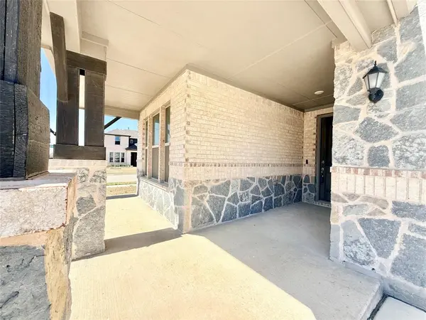 421 Acton Avenue, Fort Worth, TX 76131