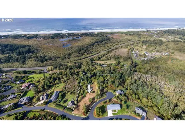 57 Surfview DR, Neskowin, OR 97149