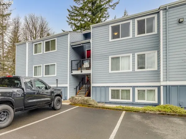 47 EAGLE CREST DR #49, Lake Oswego, OR 97035