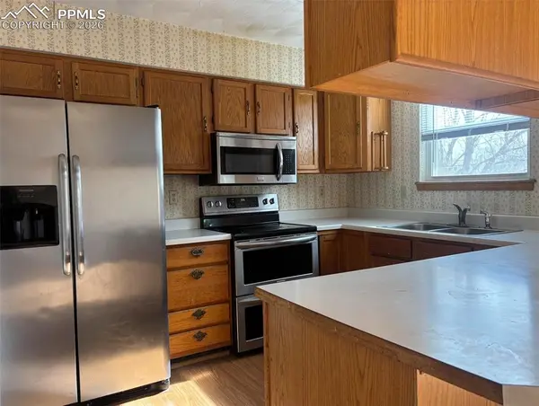 3550 Summer Breeze DR, Colorado Springs, CO 80918