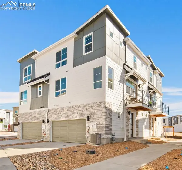 2235 Peridot Loop HTS, Colorado Springs, CO 80908