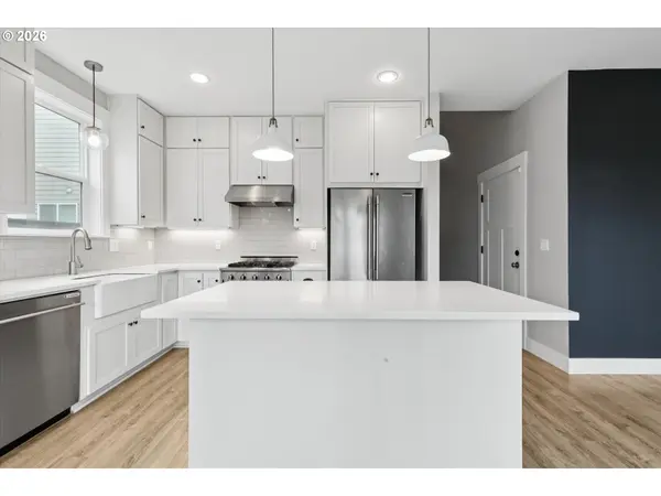 14825 NW HIGHCROFT CT, Portland, OR 97229