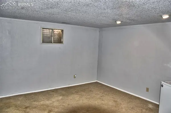 1927 N Academy BLVD, Colorado Springs, CO 80909