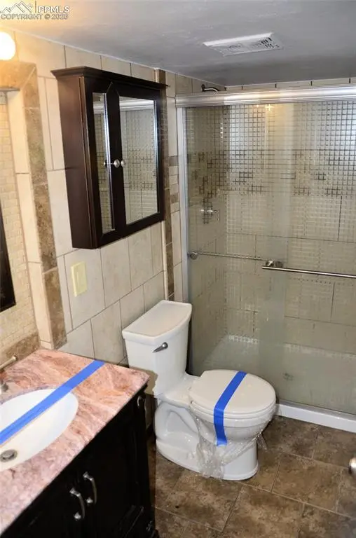 1927 N Academy BLVD, Colorado Springs, CO 80909