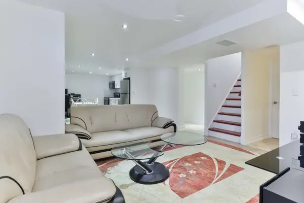 2 Greenland RD #Bsmt, Toronto C13, ON M3C 1N2