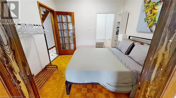 36 Mitchell AVE, Toronto C01, ON M6J 1B9