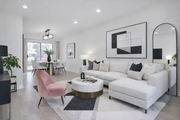 150 Vauxhall DR,  Toronto E04,  ON M1P 1R4