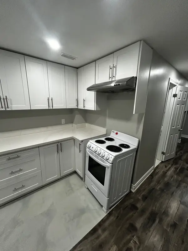 75 Snowling DR #Bsmt, Ajax, ON L1Z 0M4