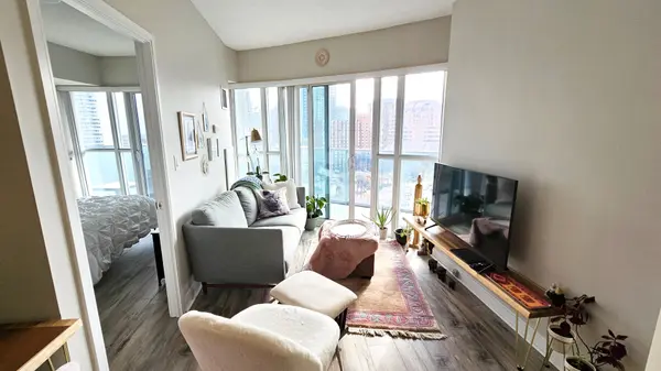 60 Absolute AVE #903, Mississauga, ON L4Z 0A9