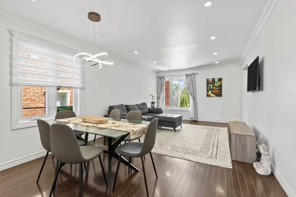 6282 Camgreen CIR, Mississauga, ON L5N 4M6