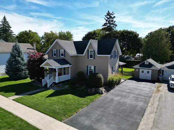 91 King ST, Bluewater, ON N0M 1X0