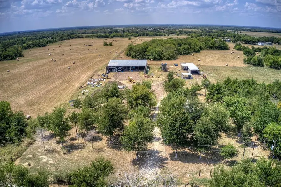 1436 County Road 4122, Campbell, TX 75422