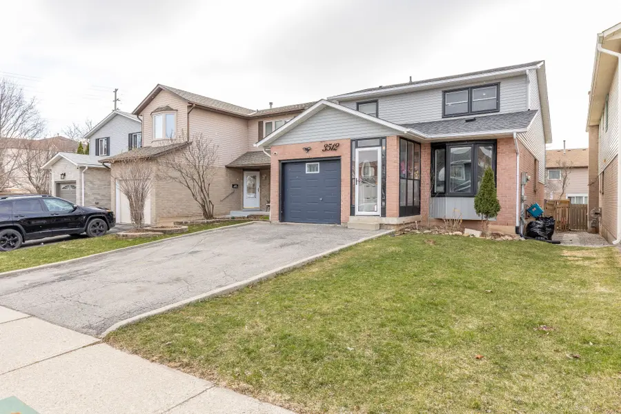 3512 Toffee ST E, Burlington, ON L7M 3G3