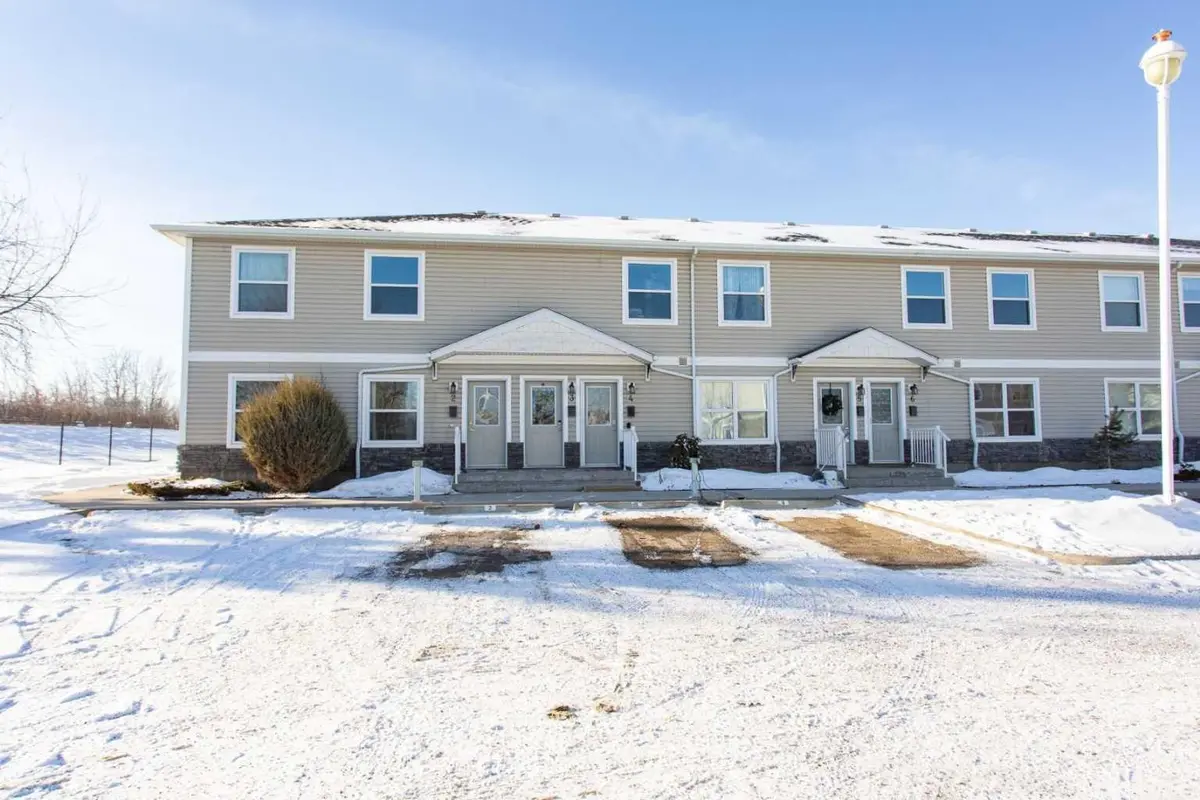 20 Jacobs Close #4, Red Deer, AB T4P4C9