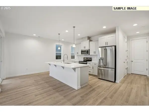 18301 NE 14th St, Vancouver, WA 98684