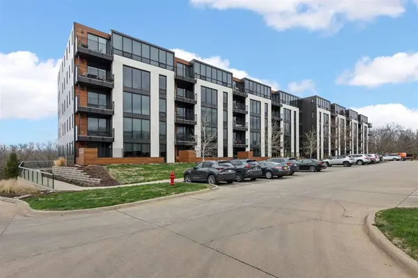 1 University Way #202, Iowa City, IA 52246