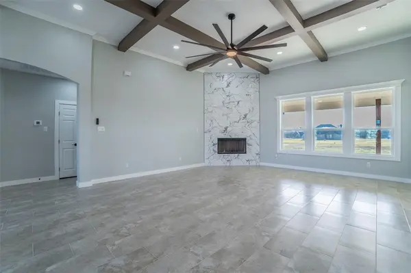 1052 Grison Circle, Corsicana, TX 75109