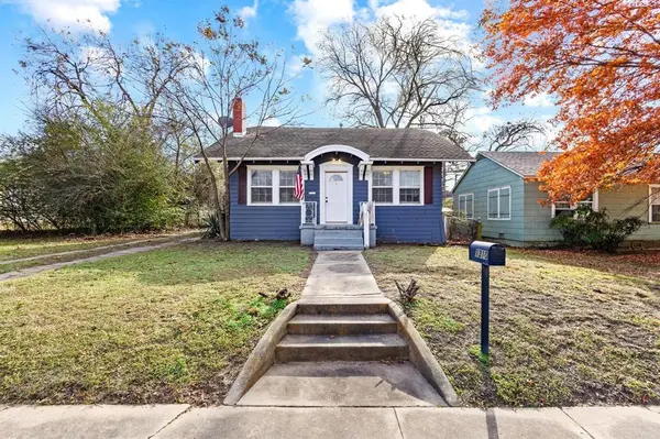 1310 W Morton Street, Denison, TX 75020