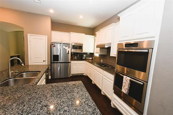 705 Fenceline Drive, Argyle, TX 76226