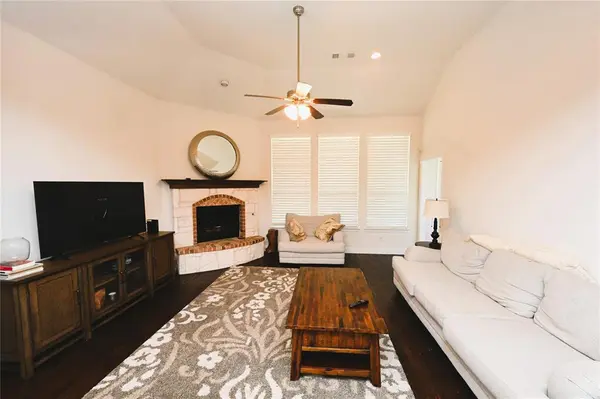 705 Fenceline Drive, Argyle, TX 76226