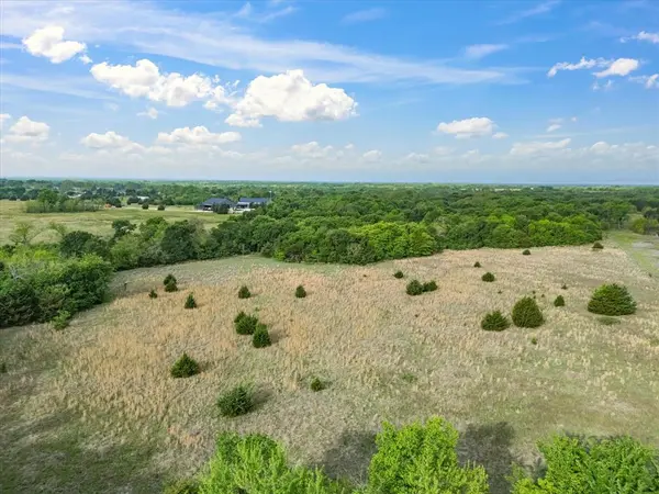 4788 Fm 513 S, Lone Oak, TX 75453