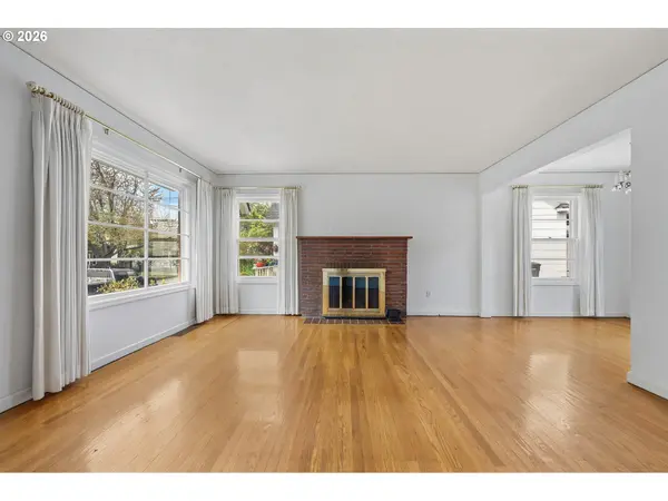 1934 SE 58TH AVE, Portland, OR 97215